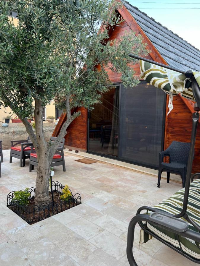 Olive Cottage マダバ エクステリア 写真